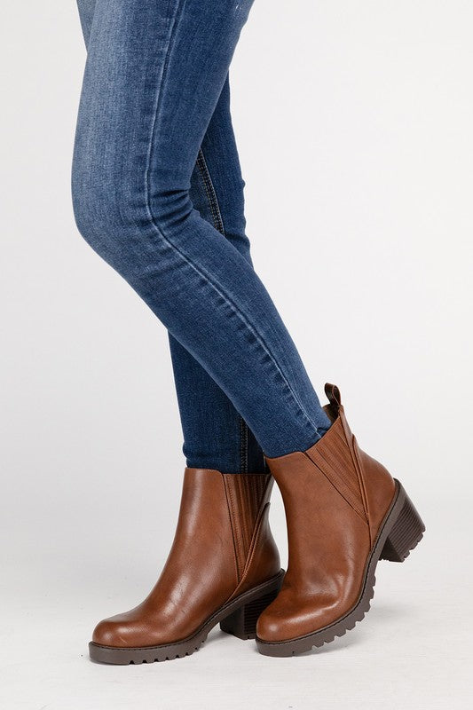 Ankle Bootie - WISELY