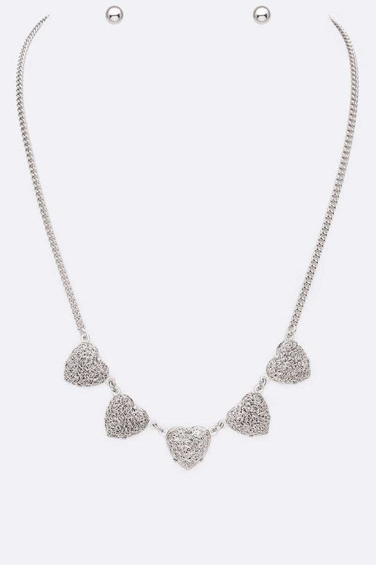 Wired Textured Heart Shape Collar Necklace Set